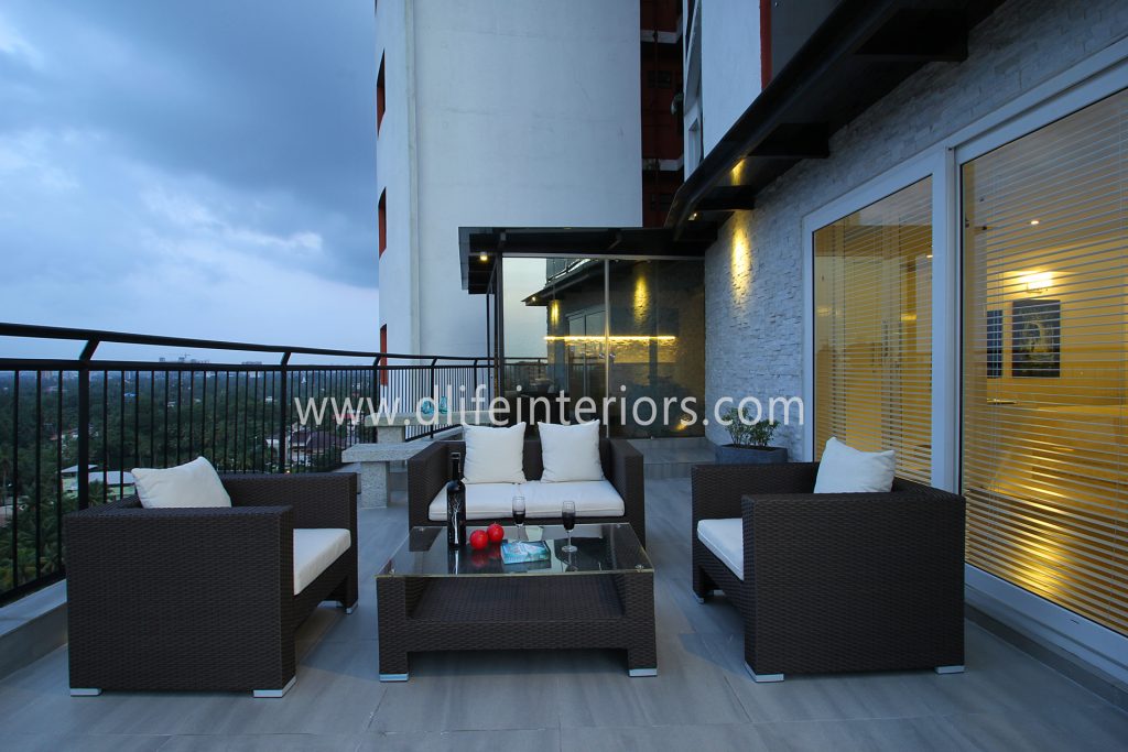 Celebrity-Homes-Mollywood-Malayalam-Actor-Anoop-Menons-Guest-House-Done-by-Dlife-interiors-.jpg
