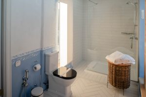 small bathroom design ideas