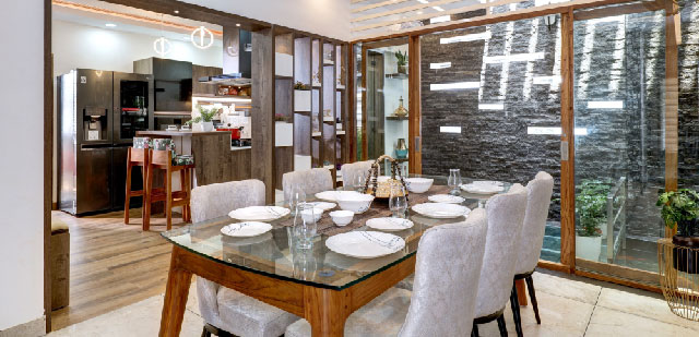 Contemporary dining room in Kannur