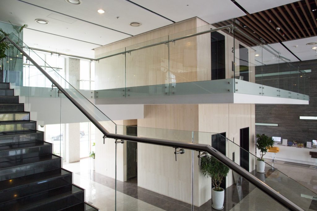 Stylish & Modern Staircase Design